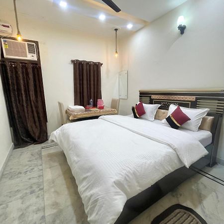 Homestay Comforts 500M From Amritsar Airport Exterior photo