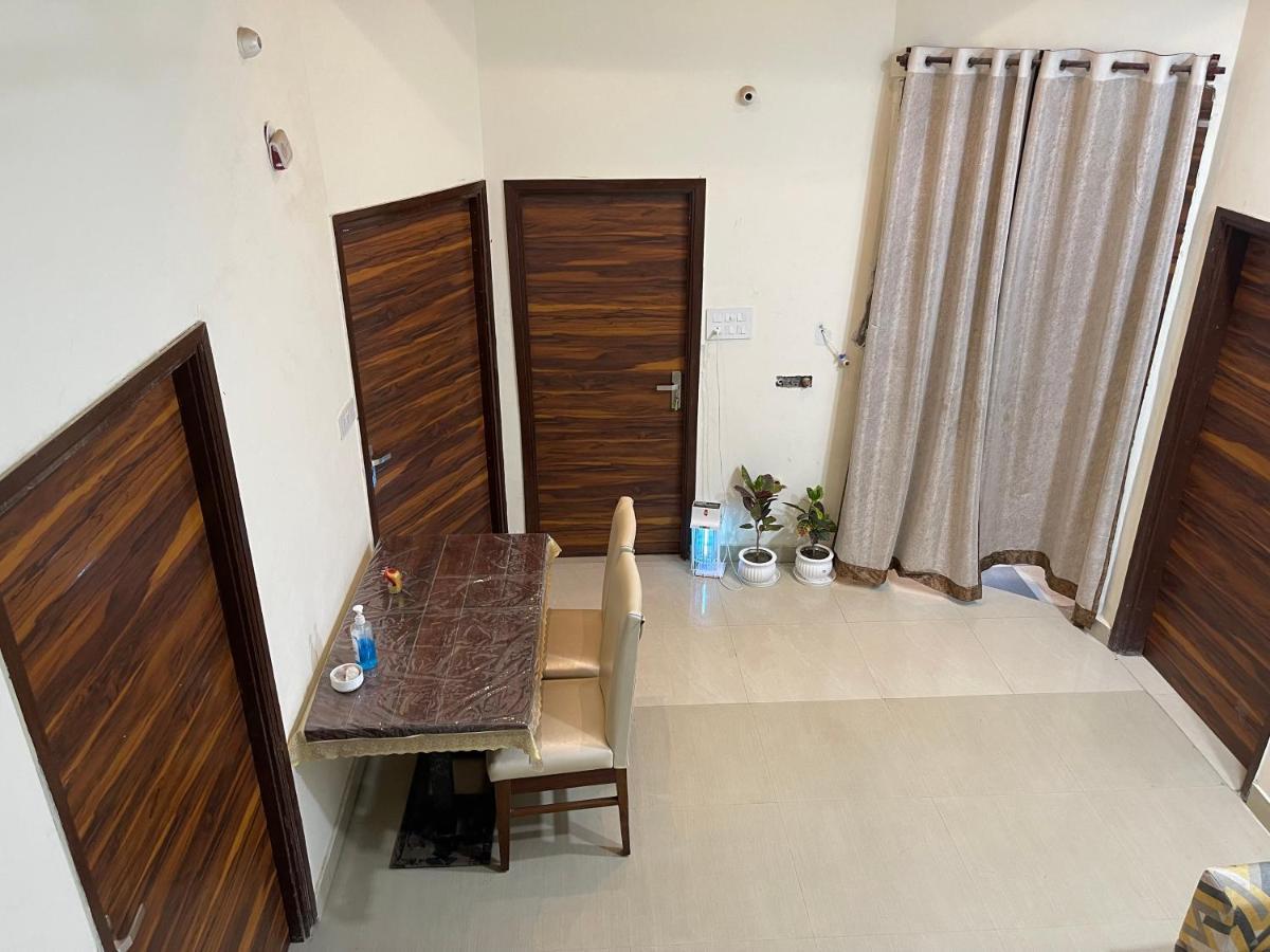 Homestay Comforts 500M From Amritsar Airport Exterior photo