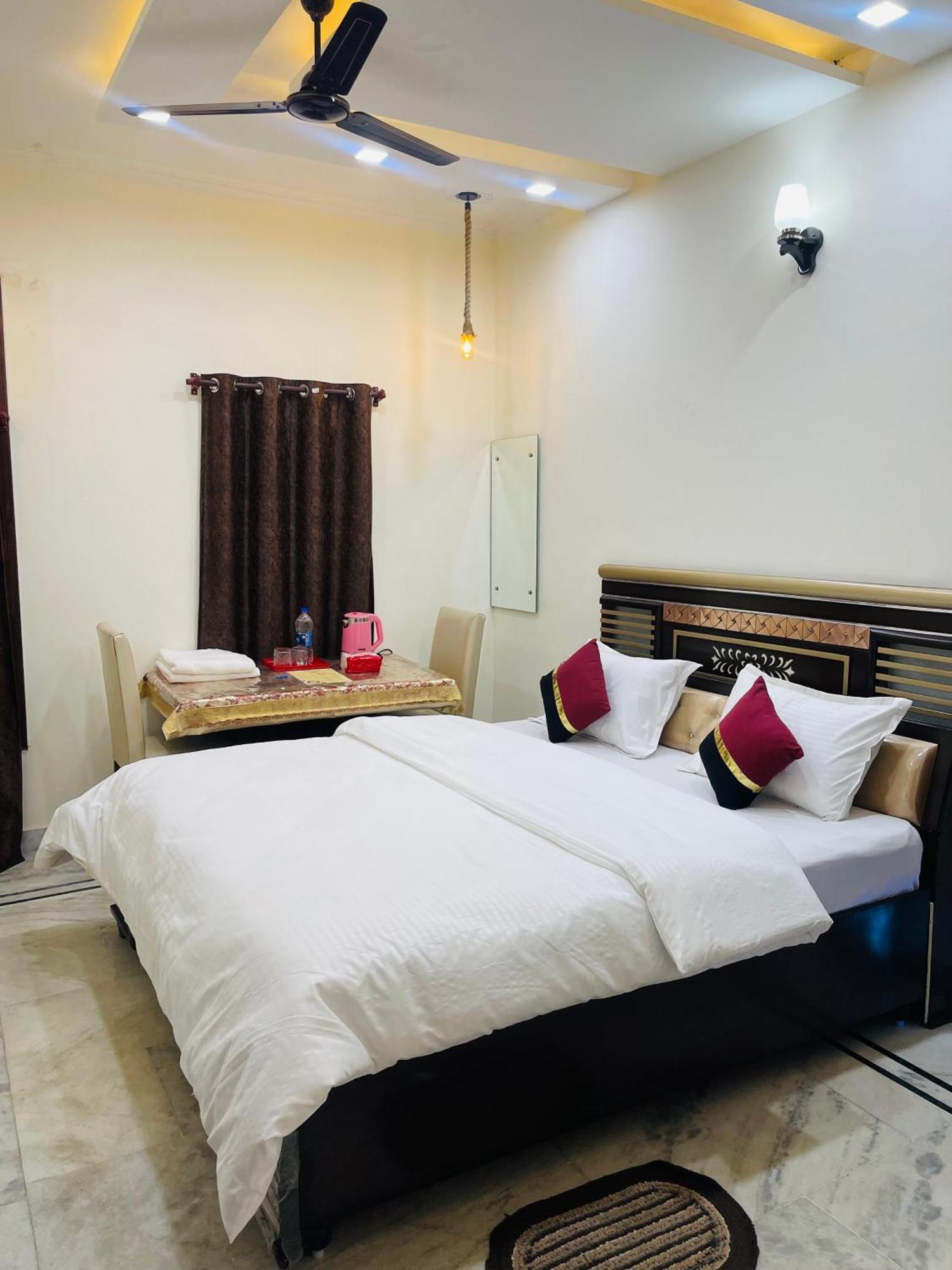 Homestay Comforts 500M From Amritsar Airport Exterior photo